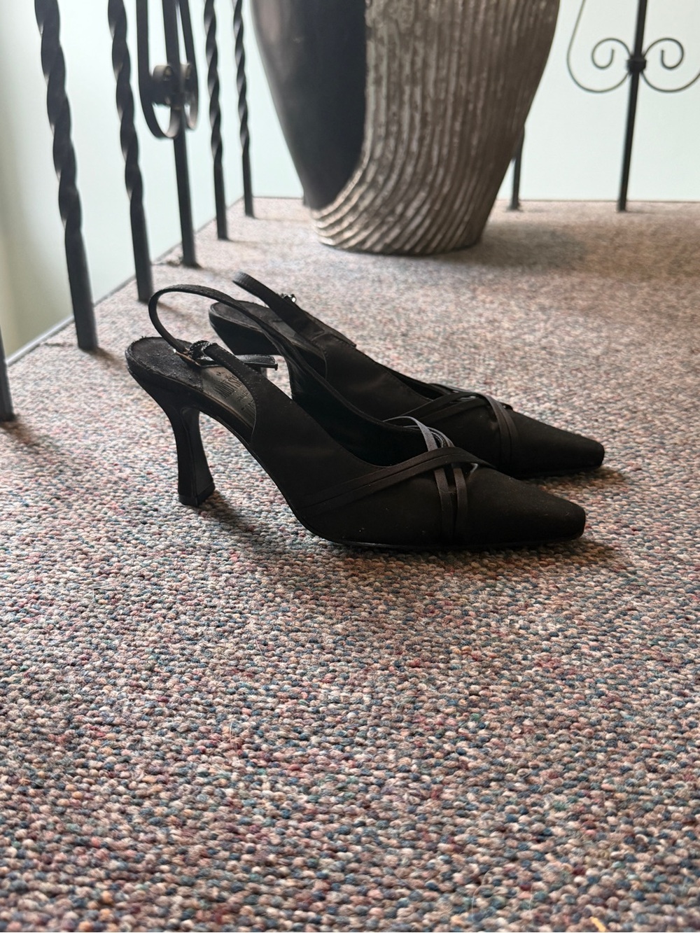 Classic Black Slingback Pointed-Toe Heels
